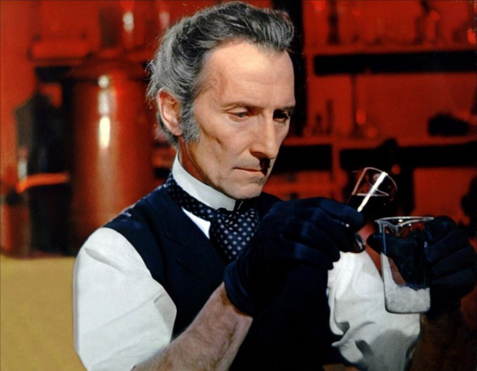 HorrorHammer1's tweet photo. Peter Cushing promo for 'Frankenstein Created Woman' (1967) Hammer films https://t.co/2dwerQ2nmw