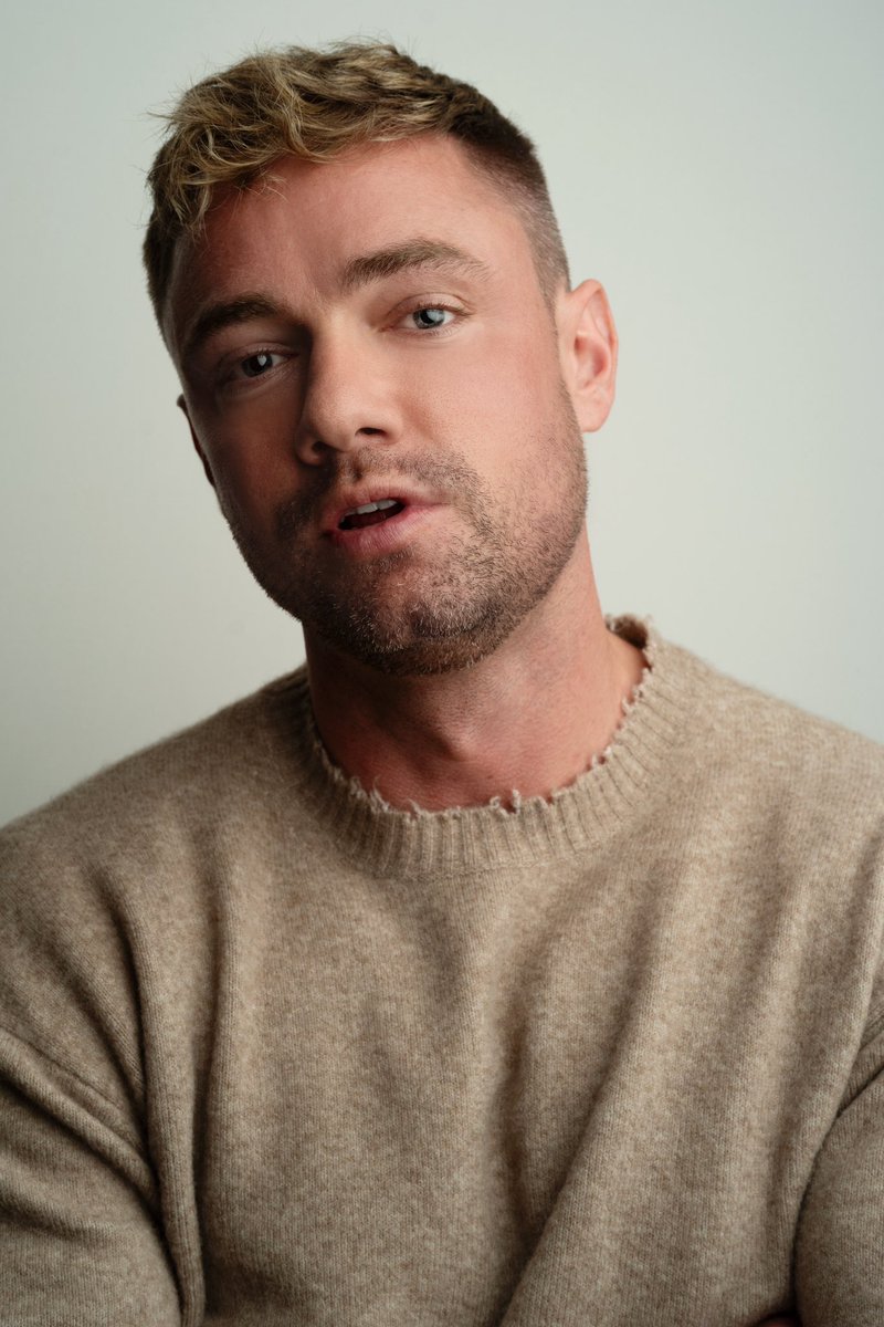 Oliver Watton tweet media