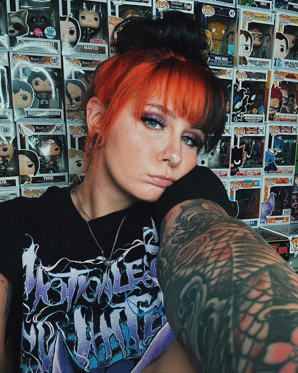 arcticfoxcolor's tweet photo. Are we jealous because our bun never comes out this good and this color is simply unreal? Uhh YEA! 🧡 @ugh_meg in Sunset Orange is definitely getting us in our Fall feels 😌 🍂 #afsunsetorange #hairdye #orangehair #colorplacement https://t.co/iYT3GxFITy