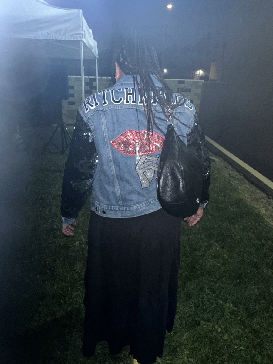 RITCHKNITS's tweet photo. Sparkle jacket https://t.co/8gxKIcP6Lj