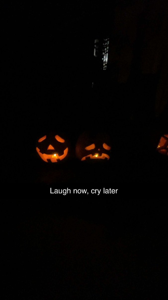 _MarioThuggin's tweet photo. Allow me to introduce my life, in pumpkin form. #ThugginENT #LongLiveFabo #LongLiveParis #LongLiveMunoz #LongLiveBG #LongLiveKinfolk #LongLiveDeuce #LongLiveJuice #LongLiveWalter #LongLiveAllMyFallenSouljas https://t.co/WIEDlswpog