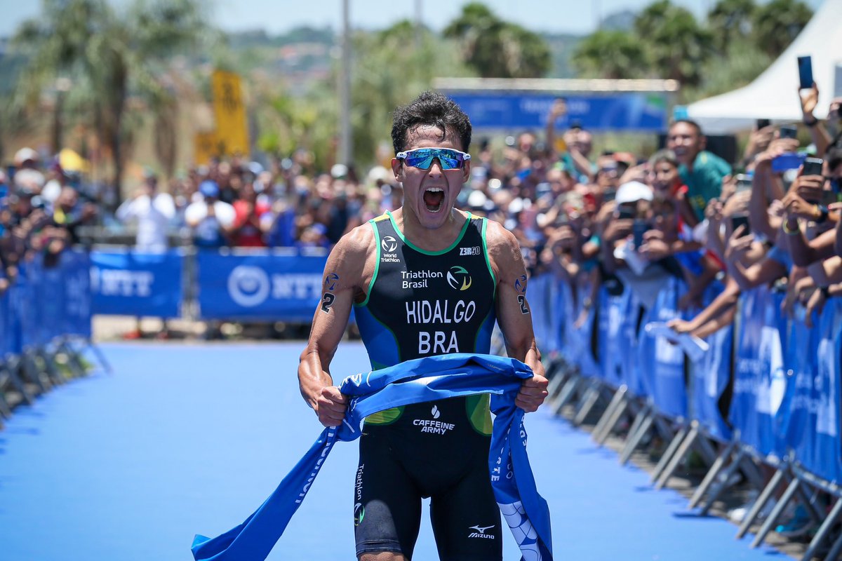 OlympicEsporte's tweet photo. É OUROOOOOOOOOO

Miguel Hidalgo vence a etapa de Brasília da Copa do Mundo de @worldtriathlon https://t.co/RAbLM9cyCl
