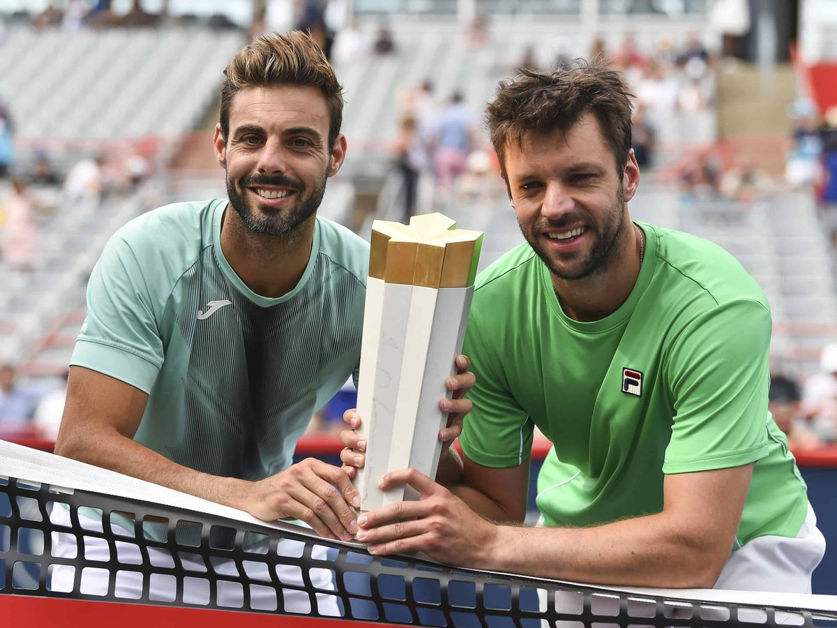 Tenisudamerica's tweet photo. 🇦🇷Horacio Zeballos en M1000 a lo largo de su carrera

✅🏆Indian Wells
❌Miami
❌Monte Carlo
✅🏆Roma
✅🏆Madrid
✅🏆Canadá
✅🏆Cincinnati
✅🏆Shanghai
❌París

Ganó 6/9, es una BESTIALIDAD lo de este tipo https://t.co/zhuy8IWrul