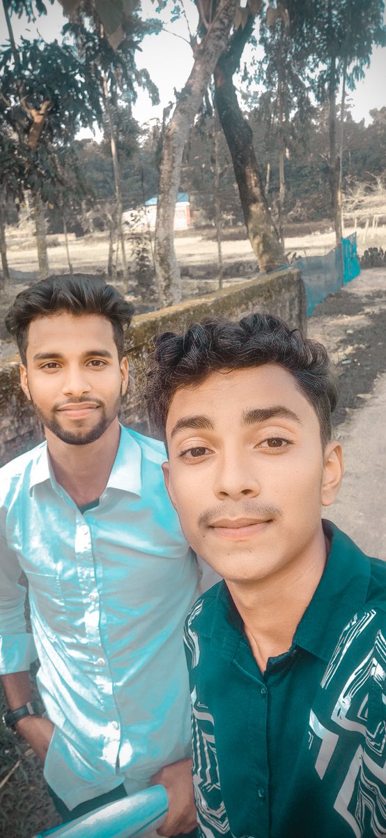 BabluBab123's tweet photo. Me and my friend 🥰 #Gaza https://t.co/IO8BmZlcqI