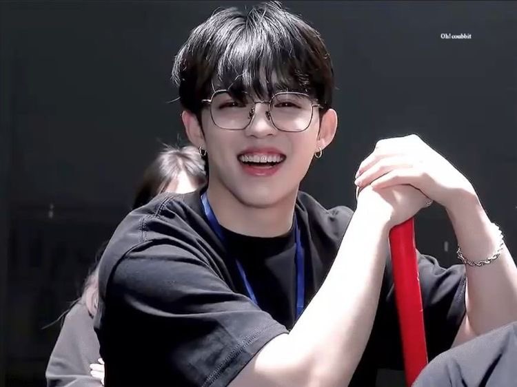 aboutscoups's tweet photo. little kkuma                             big kkuma https://t.co/pdmeLYHmM4