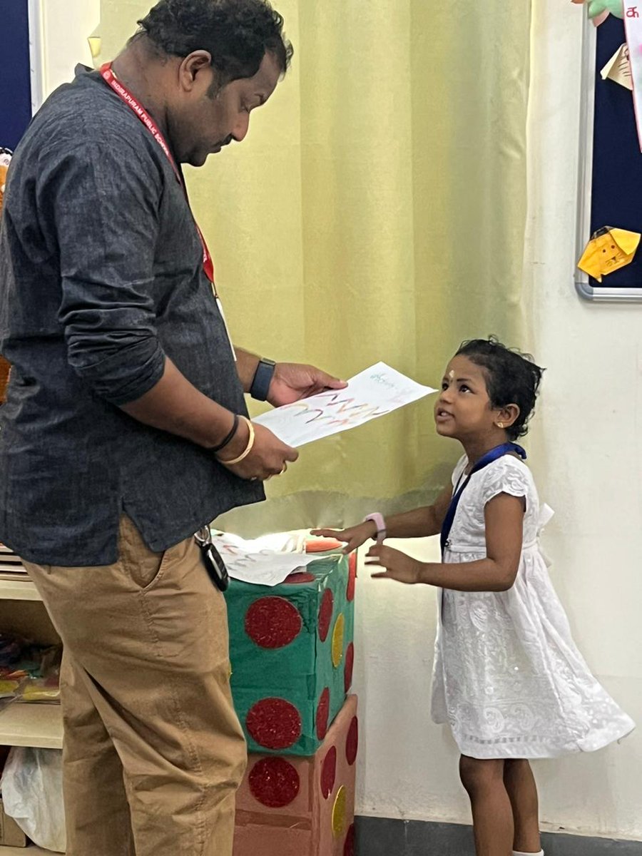 cambridgewing's tweet photo. Learner Led Conference– Building Partnerships in Schools.Learners experienced a sense of responsibility in creating collaborative learning environment #cambridgelearner @CambridgeInt @akmittals @Anupam_Sharmaa @neha0482 @sakshigupta2406 @aanchal3125 @pooja2416tandon @vijayaGarg1 https://t.co/rUmcEPx3MG
