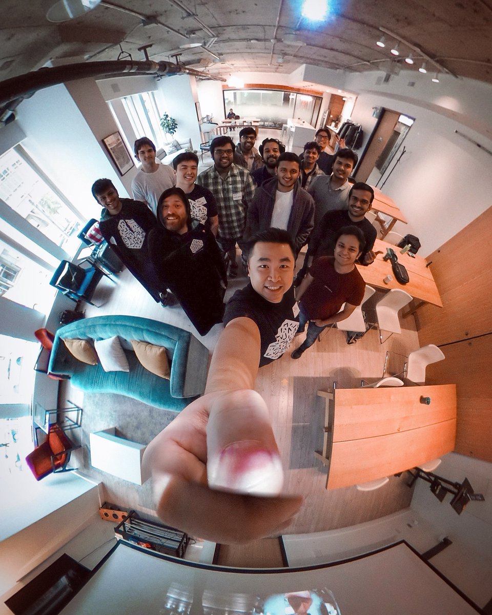 aventurine_eth's tweet photo. gm 🌞
The Numerai Council of Elders community meetup yesterday was amazing 🔥
@matlabulous @parmarsuraj99
@numerai @NumeraiCoE https://t.co/PtqLYnvHYQ