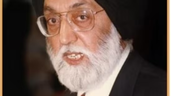 htTweets's tweet photo. Former chief election commissioner #MSGill dies after brief illness
https://t.co/eNnLY7zZSk https://t.co/KXSk0mNzqo