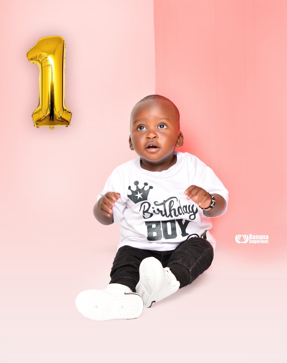 A boy turns one today.

To book us 
📞 0721959237
📧 Bookbananaimperium@gmail.com
📍Eldoret,  Kenya

#bananaimperiumstudios #Fiji #Gaza
#EldoretCity Stephen Letoo #kenyans
#Kariobangi #Birthday #photooftheday