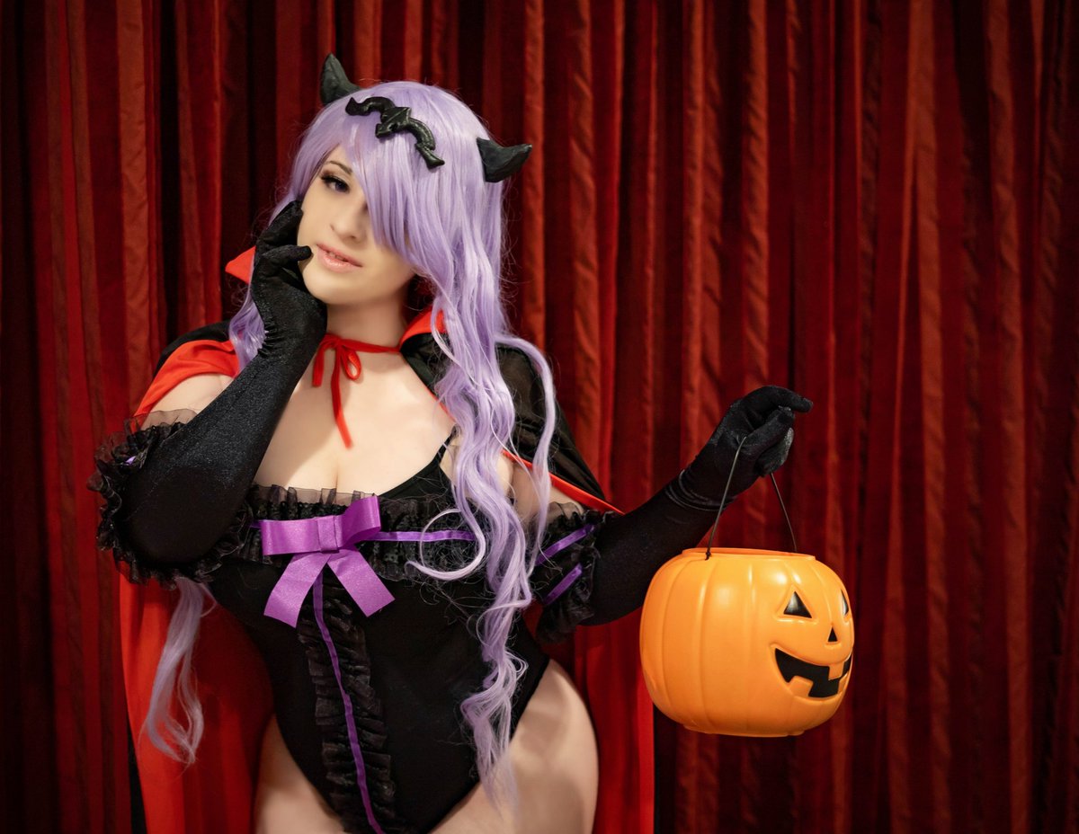 More Camilla for the month!

Camilla: @LitheCosplay 
Series: Fire Emblem: Birthright
Photography by: @EbitsukiPhoto  
***
#camilla #halloween #spooky #vampire #fireemblem #fireemblembirthright #cosplay #cosplayer #cosplaygirl #asua #ausa2017