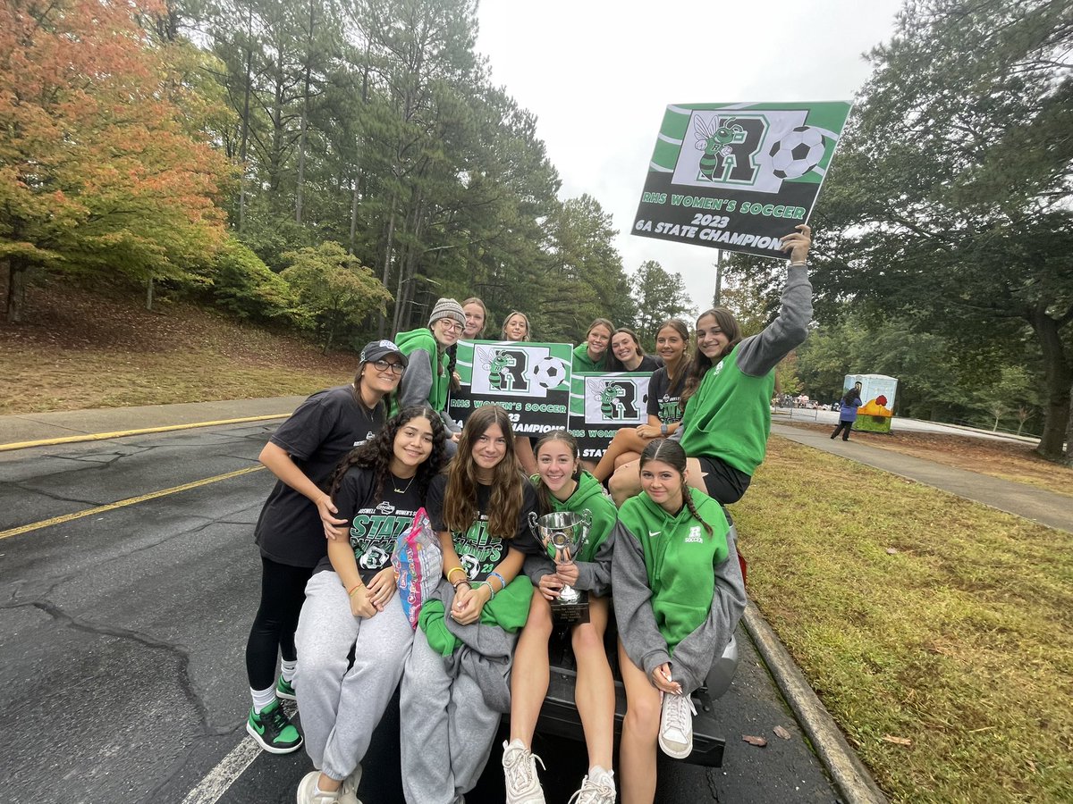 Coach Desing tweet media