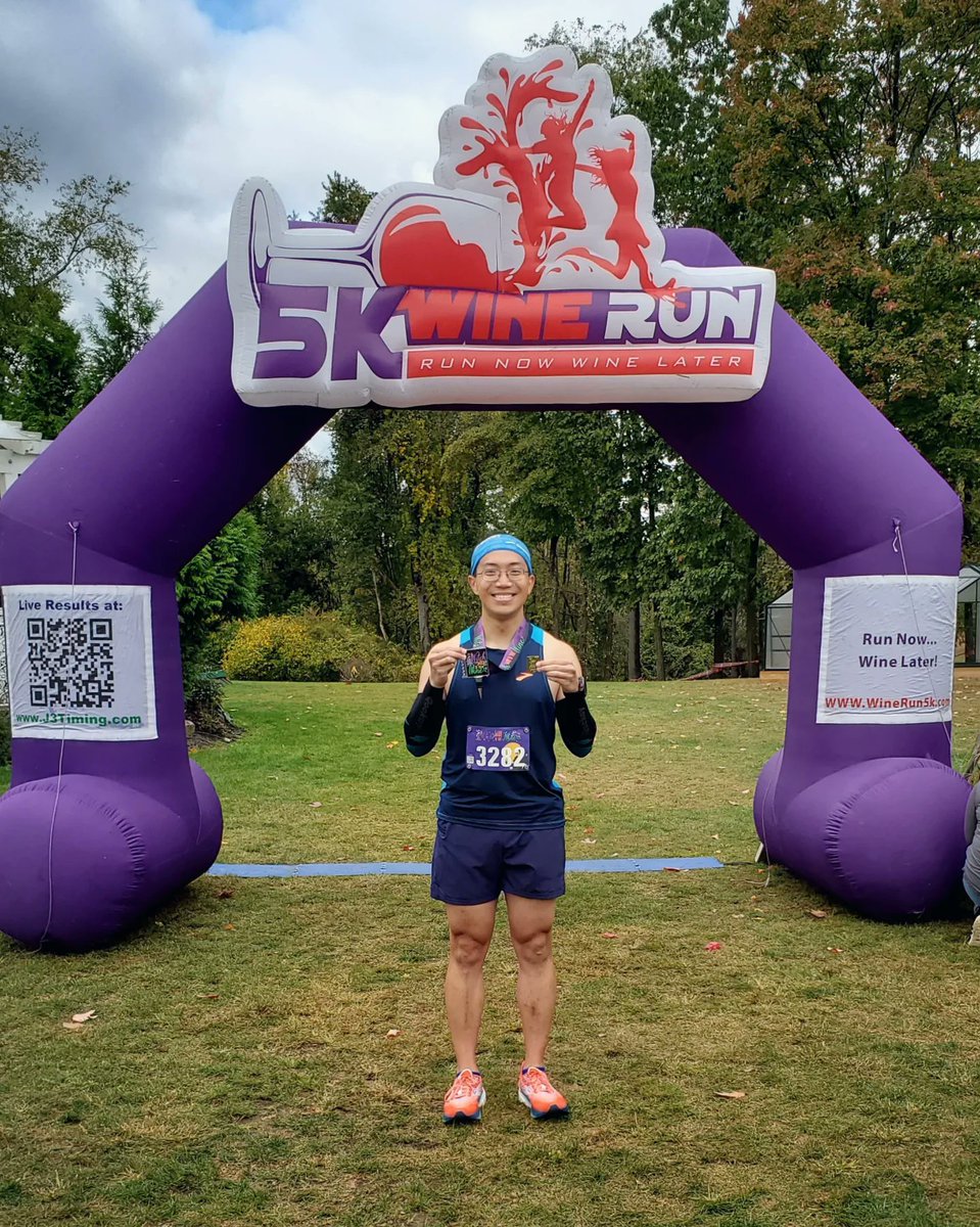 KevinCChiang's tweet photo. 🍷 1st Place Age Group, 2nd Place Male, and 4th Place Overall at the Greenhouse Haunted Wine 5K! 🔥
(1/3)
#RunHappy #RunHappyTeam #raceday #raceweekend #5k #5krunner #5krace #wine #winelover https://t.co/hXRCvbTx9z