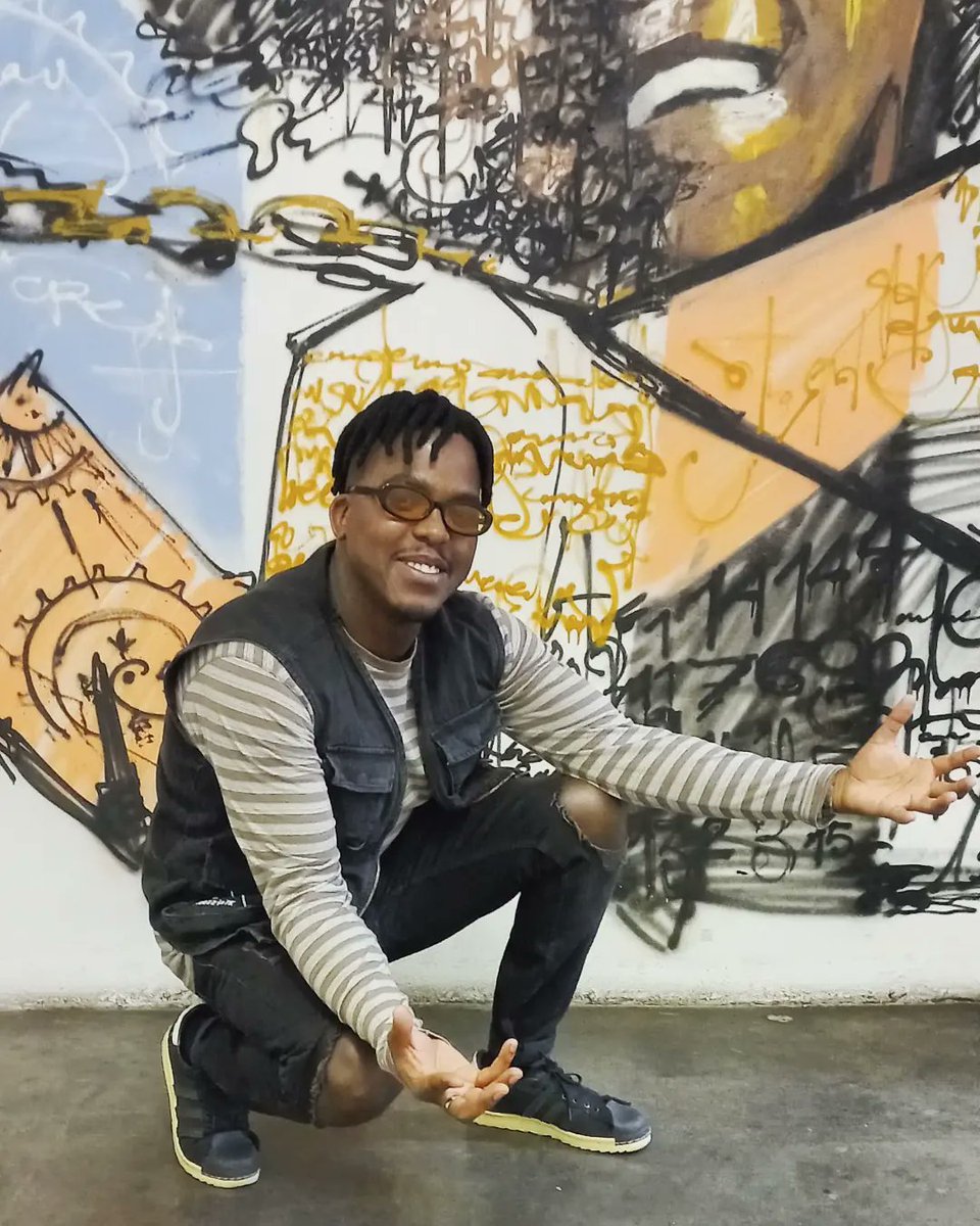 muezzintk's tweet photo. Pardon my crooked smile๐
๐ตClick the link in my bio to get my latest EP Don Drippington.
https://t.co/4g1pD1CSTX
#dripdoktor #potd #picoftheday #DonDrippington #DripHard #nicevibes #Lorddrippingtonthe1st #fashion #MuezzinTK #monatevibes #blackmenfashion https://t.co/TujM11nm9D