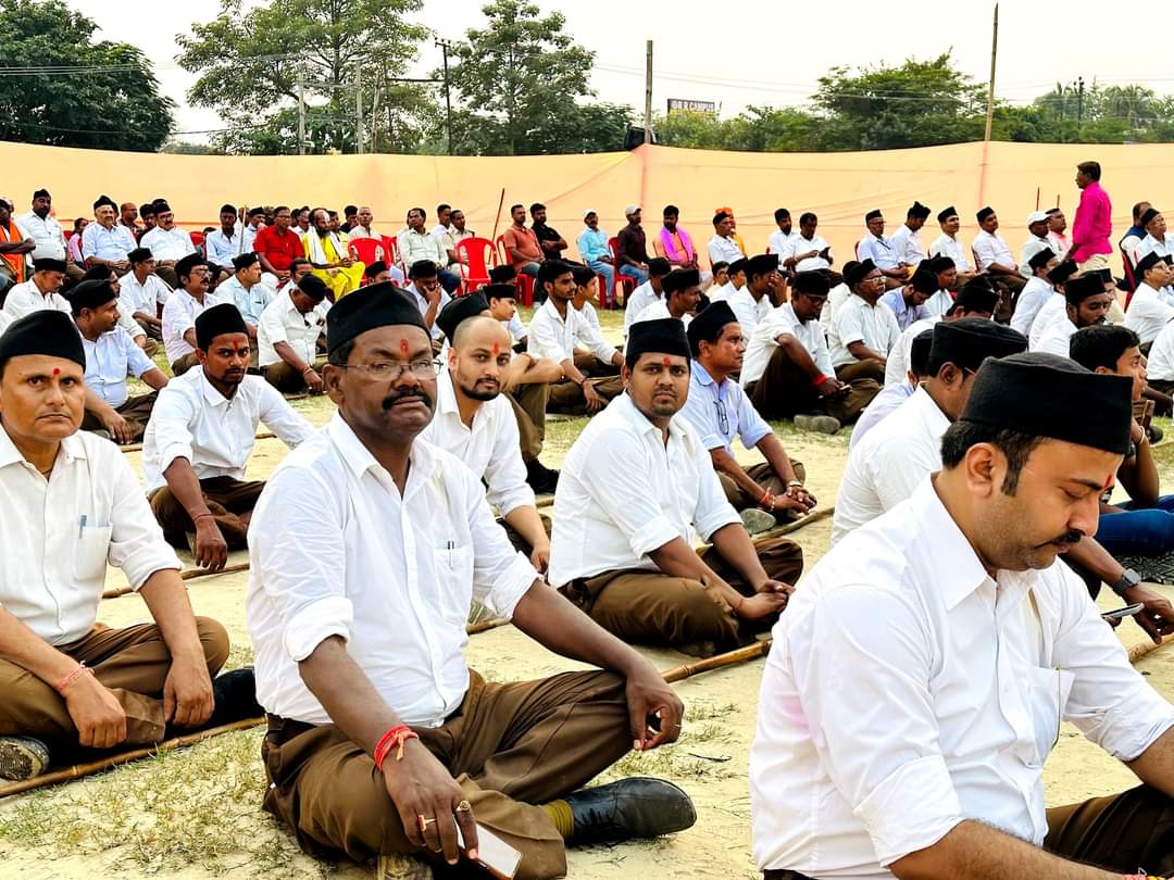 mla_hayaghat's tweet image. श्री  विजयादशमी उत्सव के अवसर पर पथसंचलन में भाग लिया 🙏🚩

#RSSVijayadashami2023
Rashtriya Swayamsevak Sangh (RSS)