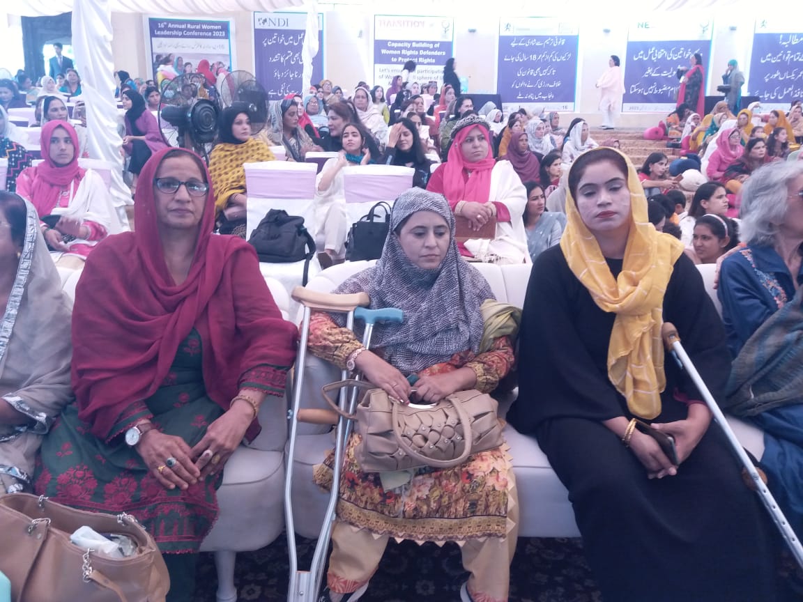 Rural Women with Disabilites joined #PODA 16 Annual Conference 15 October 2023 to raise voice for equal rights, accessible services in public & during election @lokvirsaisb @Shamoon_Hashmi @TenzilaMazhar @NDIWomen @NEDemocracy @USAID_Pakistan @ECP_Pakistan @ncswpk @sherryrehman