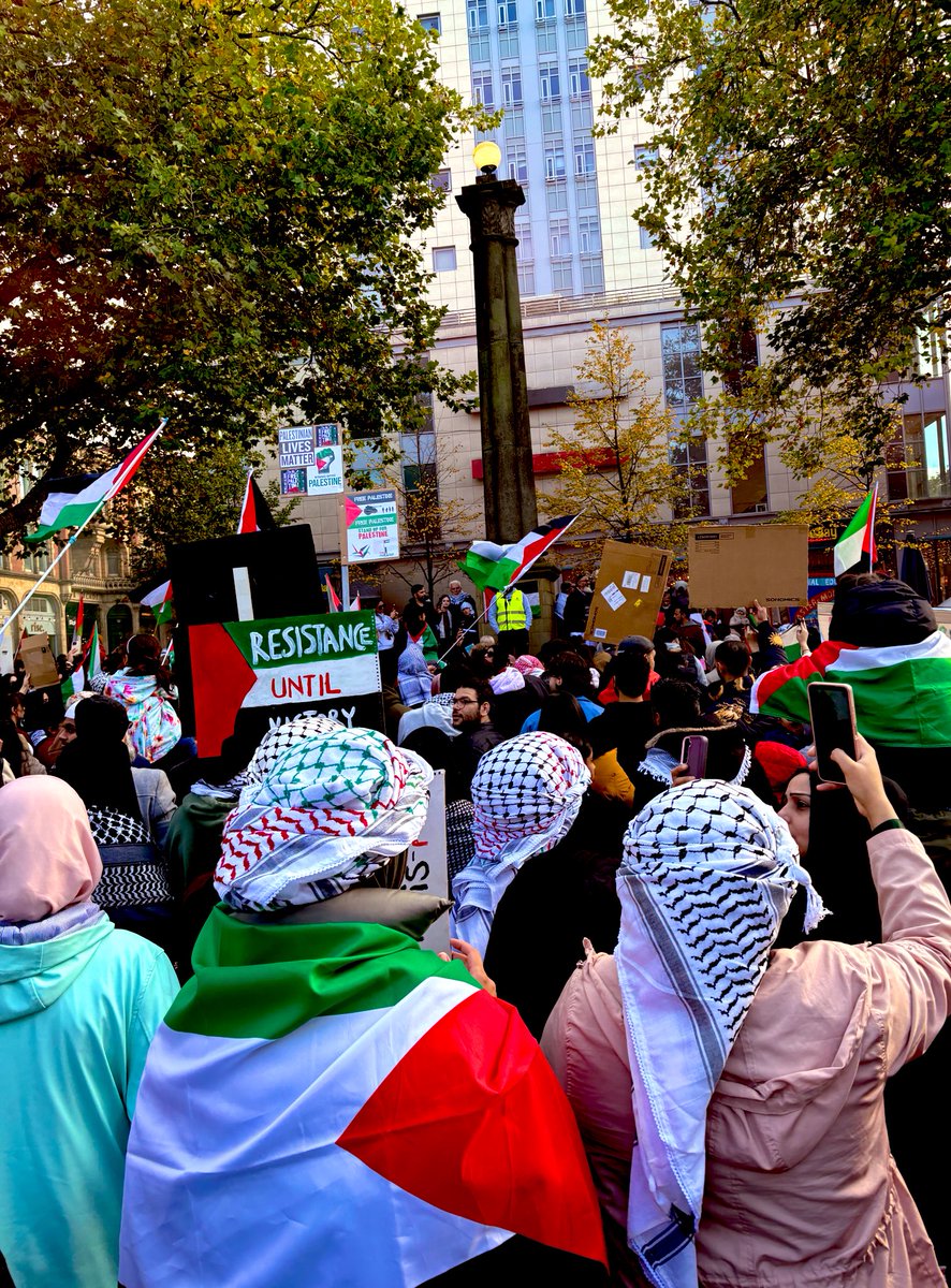 Sana_px's tweet photo. It’s free Palestine until they’re free!! https://t.co/yflEpNM4Qo
