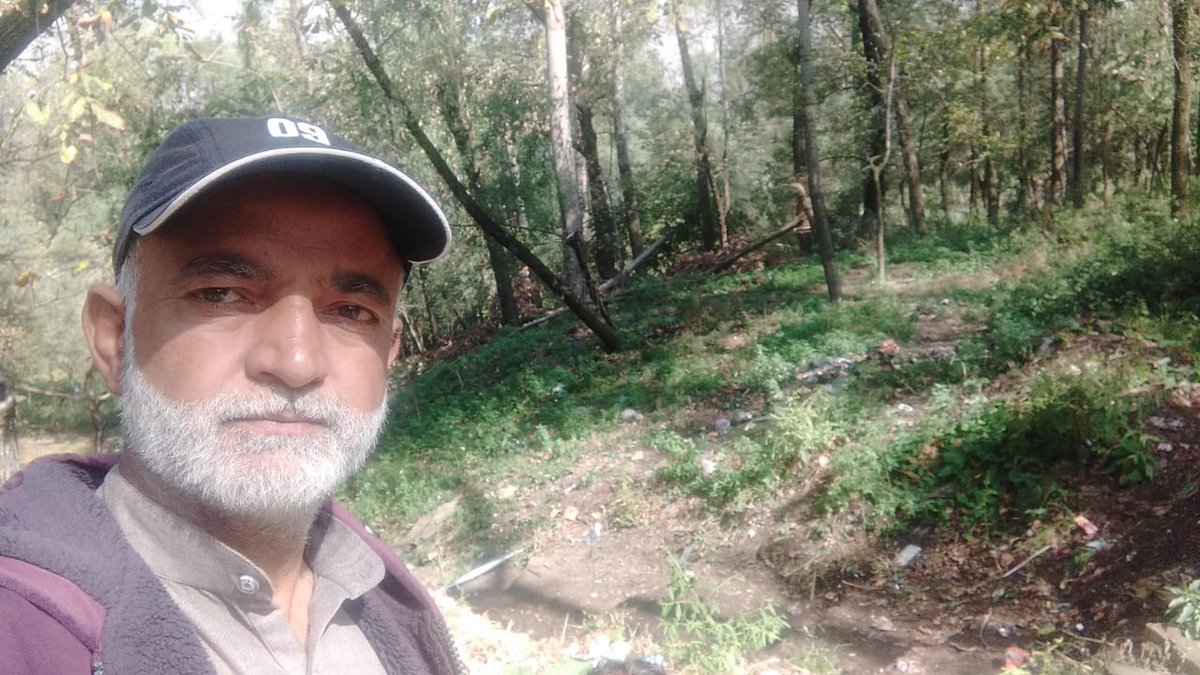 GPSadiwaraA's tweet photo. Govt needs to act & make every one citizen responsible for Dumping/littering waste on roads, Rivers & lands
#Appeal
You won't be forced to clean the waste but yes for sure I would request you #changeBehaviour #SaveEnvironment
#BeatPlasticpolution
Click
https://t.co/WtQjaRtUMU https://t.co/LnHxB3S0s9