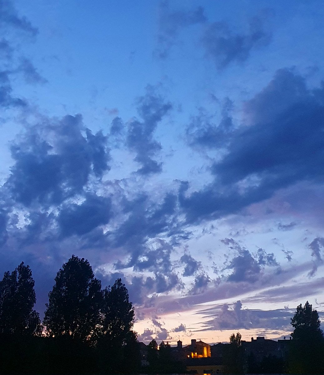 Io mio cielo...di una bellezza stasera! #cielomarchigiano