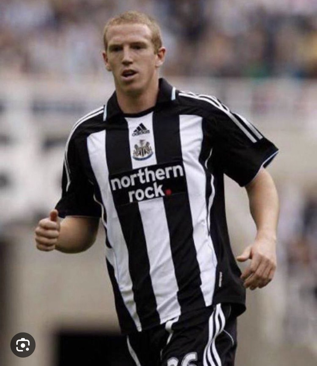 0mega chad tweet media