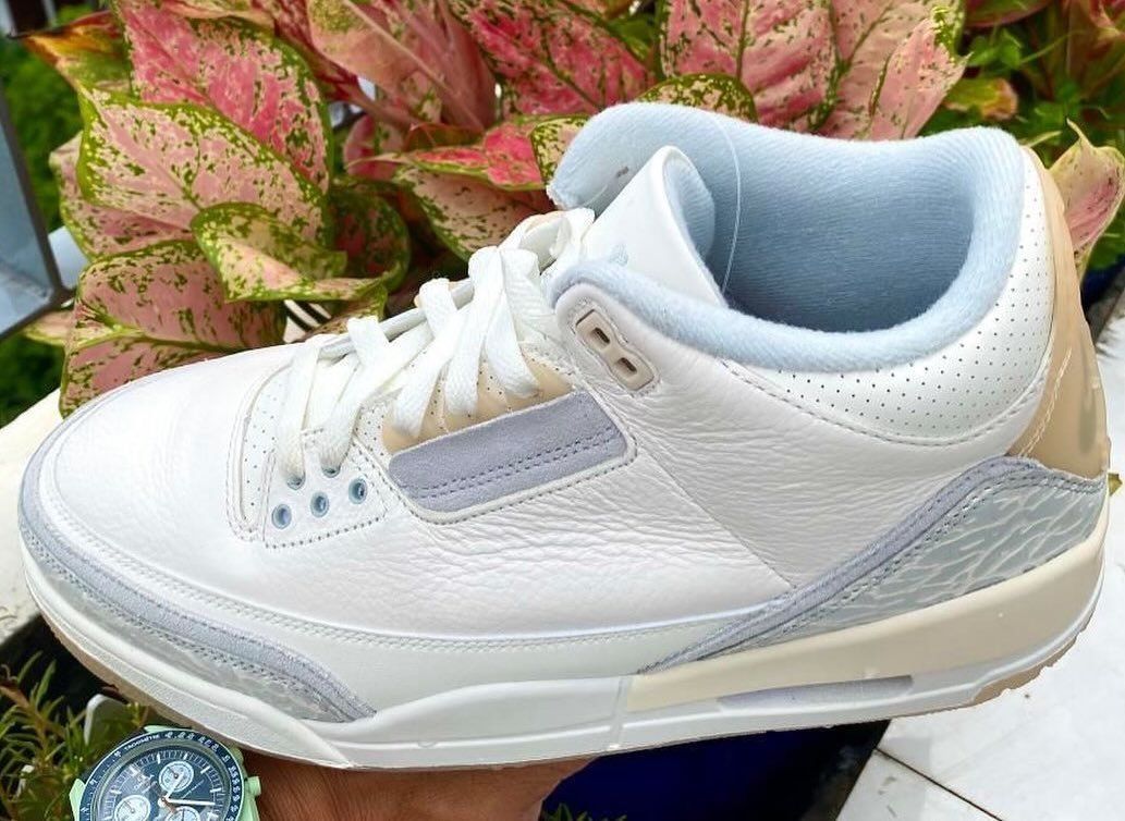JustFreshKicks tweet media