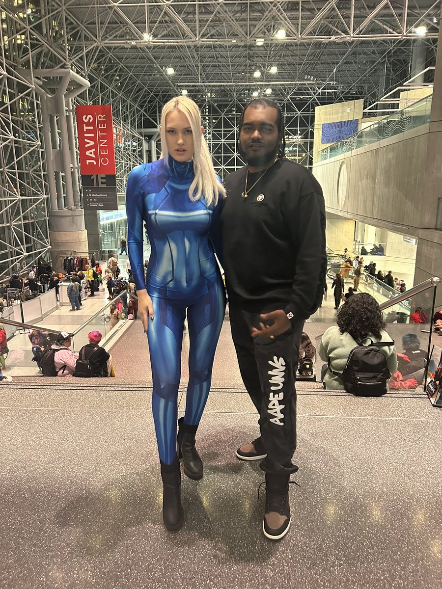 lvlup_nyc's tweet photo. #nycc2023 last day link ups https://t.co/3VxObfTkPj