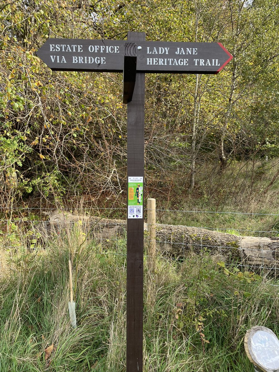 Thank you <a href="/vparkconsgroup/">Viewpark Cons. Group</a> for the guided tour of your lovely estate &amp; for hosting our tick awareness signs!

Putting up our signs is a great way to educate people about ticks &amp; easy enough for a child to install! 

Please get in touch if you’d like to install signs at your site.