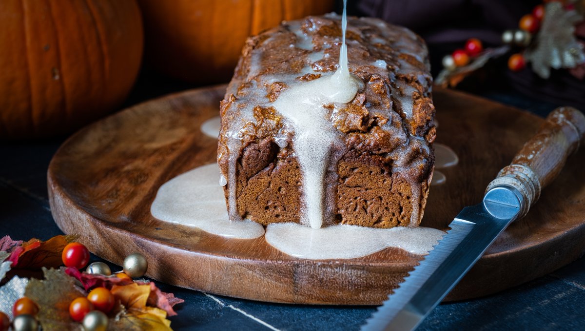 takeaDailybreak's tweet photo. Indulge In A Slice of Autumn With These Sweet Bread Recipes
https://t.co/GvUJ3mCKIE
#breads #sweetbreads #breadrecipes #pumpkinbread #pumpkinbreadrecipes #bananabread #fallflavors #baking #homemade #homemadebread #autumn #autumnflavors #fallvibes #cozyvibes #sweets #dessert https://t.co/2pqXUjUW1x