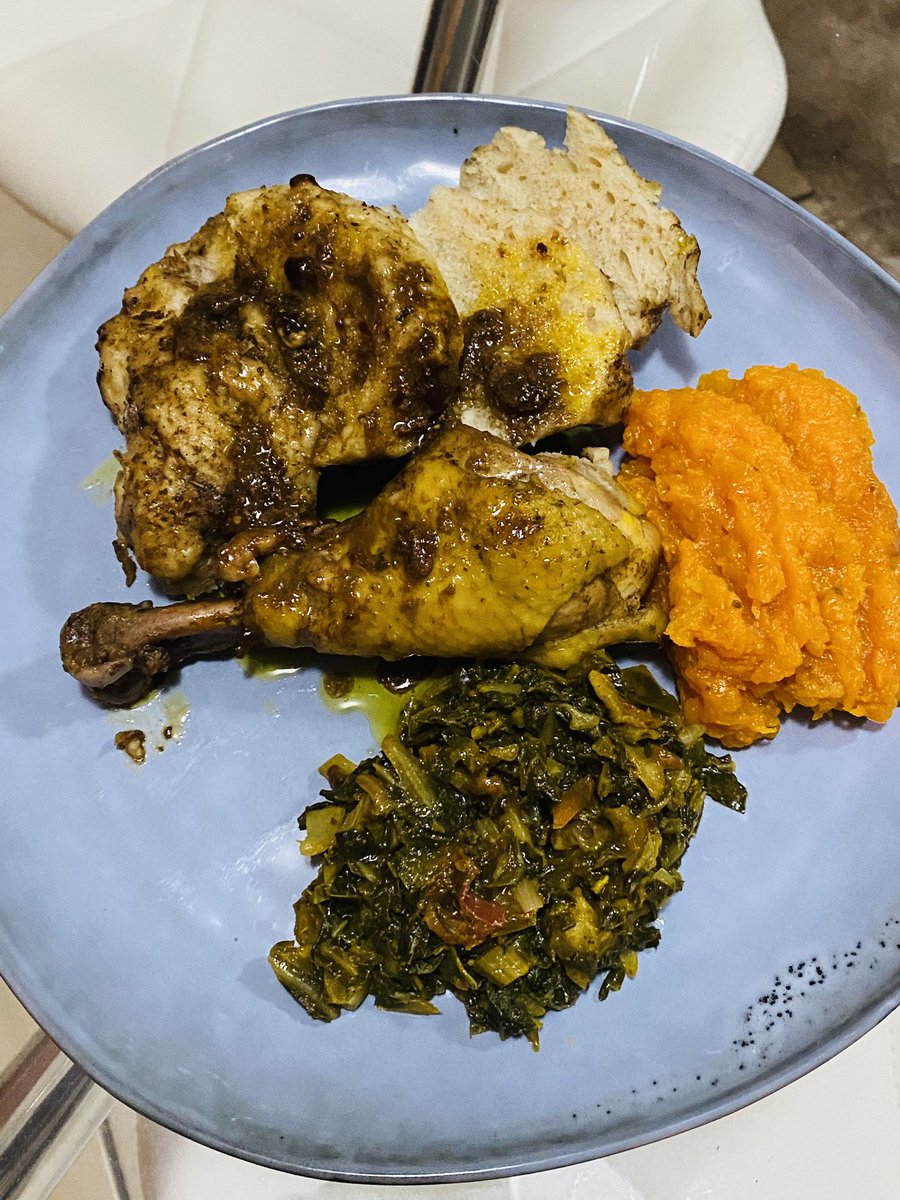 NelMohlomi's tweet photo. Hardbody chicken ๐ฅน๐ค๐ฝ, Nom Nom ๐คค #sundayplate. https://t.co/mGVvTK3LJK