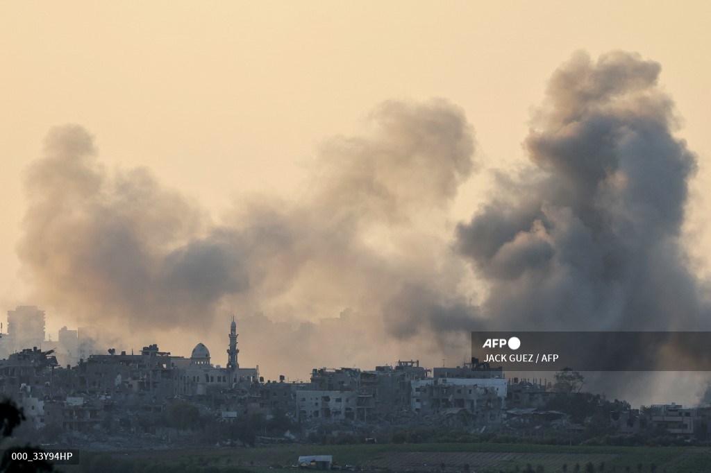 L'<a href="/UNRWA/">UNRWA</a> alerte sur une "catastrophe humanitaire inédite" en cours dans la bande de Gaza, pilonnée par l'armée israélienne en représailles à l'attaque sanglante du Hamas sur le sol israélien #AFP