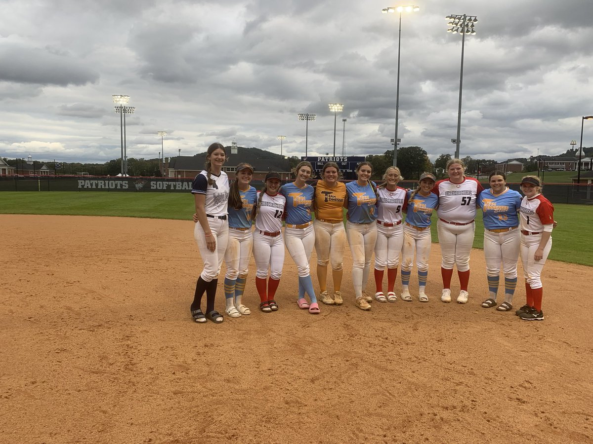Malaney Etherton (@malaney_1) on Twitter photo Thank you, <a href="/Patriots_UC_SB/">UC Patriots SB</a> for the play day and the tour of your beautiful campus! Also, thank you so much <a href="/TeamTNElite/">TeamTNElite</a> for asking me to be a guest player yesterday. Thank you, <a href="/Patriots_UC_SB/">UC Patriots SB</a> for the play day and the tour of your beautiful campus! Also, thank you so much <a href="/TeamTNElite/">TeamTNElite</a> for asking me to be a guest player yesterday.