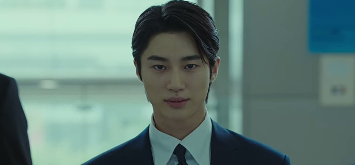 kdramadaisy's tweet photo. i watch #StrongGirlNamSoon for the plot.

the plot: https://t.co/2T7XoQwT3P