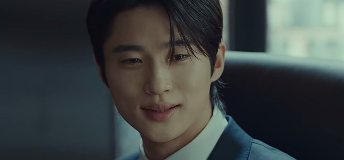 kdramadaisy's tweet photo. i watch #StrongGirlNamSoon for the plot.

the plot: https://t.co/2T7XoQwT3P