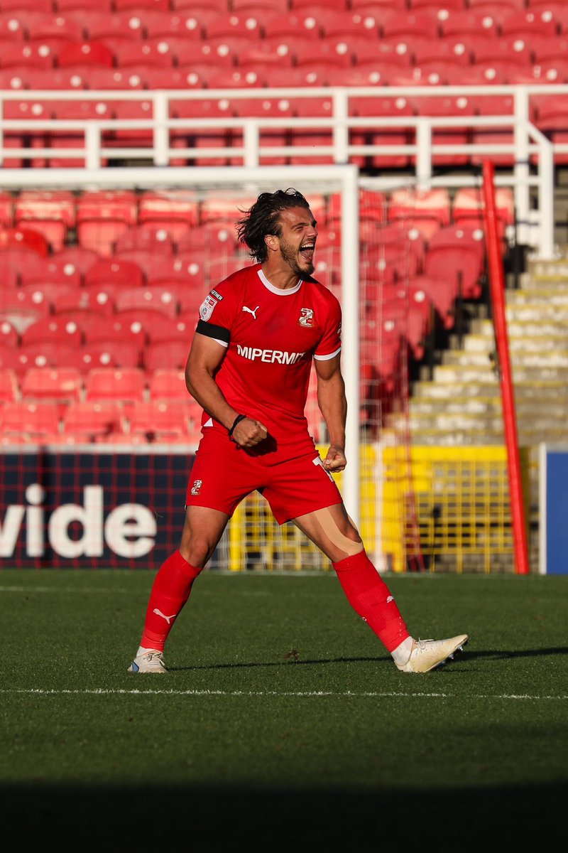 12/46 ⚽️ Clean sheet. 3 points. The County Ground at its best 👏 @Official_STFC instagram.com/p/CybWVq0s19m/…