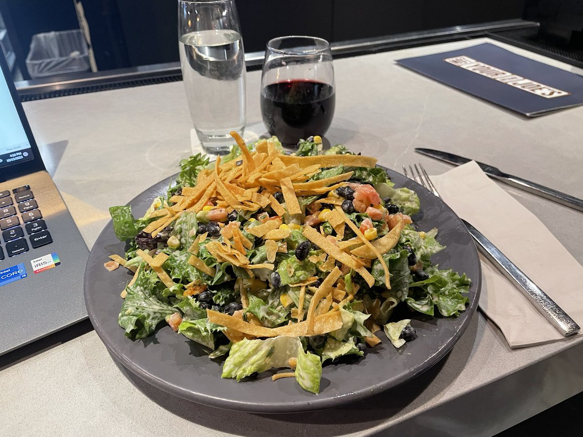 Leaving #WomensWeek is bittersweet. My heart breaks leaving my closest friends whom I don’t see often enough but I’m so ready to sleep in my own bed… even for 2 nites.

But feeling motivated to write after spending time with so many fantastic writers.

#airportwineselfie cheers!