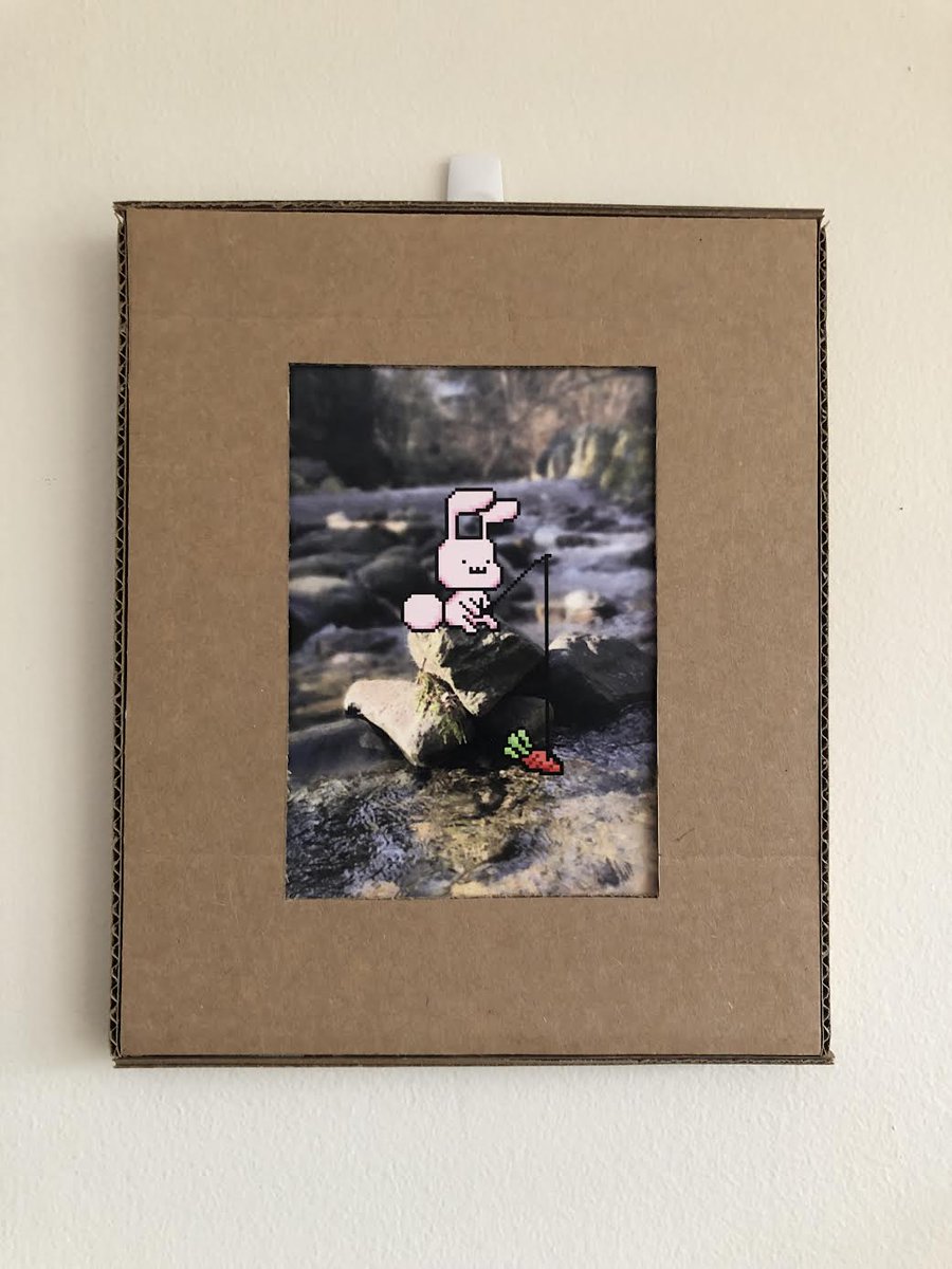CryptoMiwa's tweet image. Hung up a picture with my handmade frame on my wall.
#handmade #frame