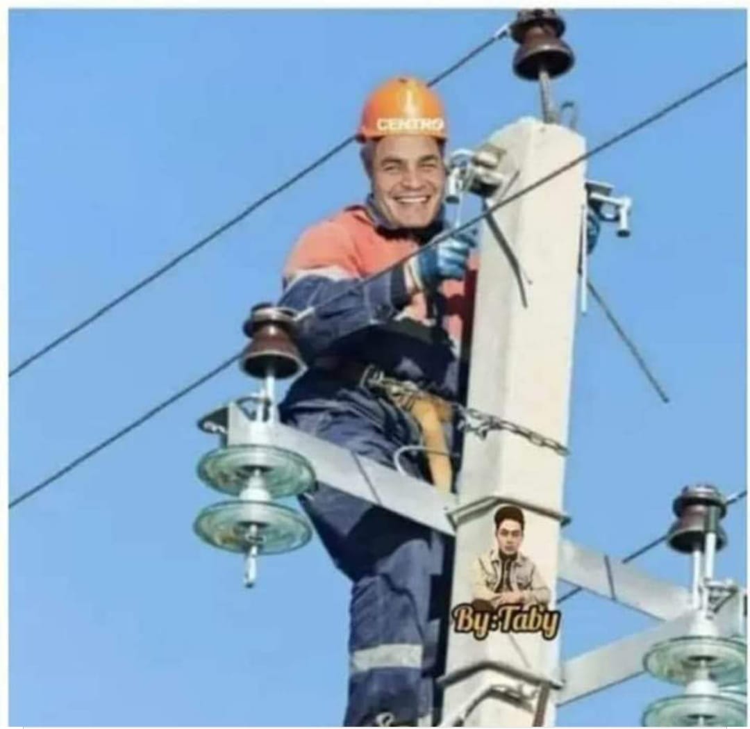 SuerodlaVerdad1's tweet photo. Rafael Correa estos momentos 😂😂😂 https://t.co/ODqIW1AovU