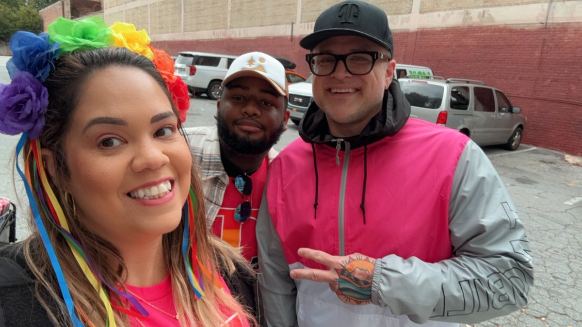 More pics of ATL Pride 2023! 🌈 #BeYou #Tmobile #Pride #AtlDEIChapter