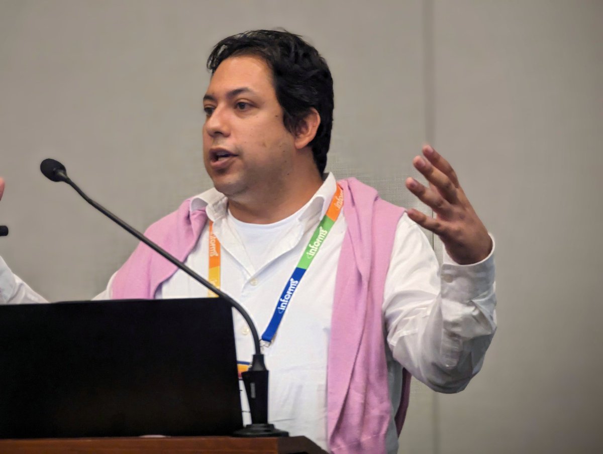 @EdgarVirguezR at #INFORMS discussing how local siting restrictions influence the cost of solar power.

<a href="/carnegiescience/">Carnegie Science</a> #energy #climate