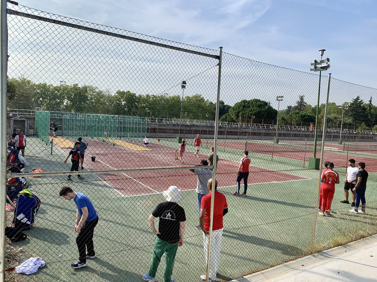 A pesar del puente, había 22 personas entrenando en la <a href="/unicomplutense/">Complutense</a> #madridesdeporte