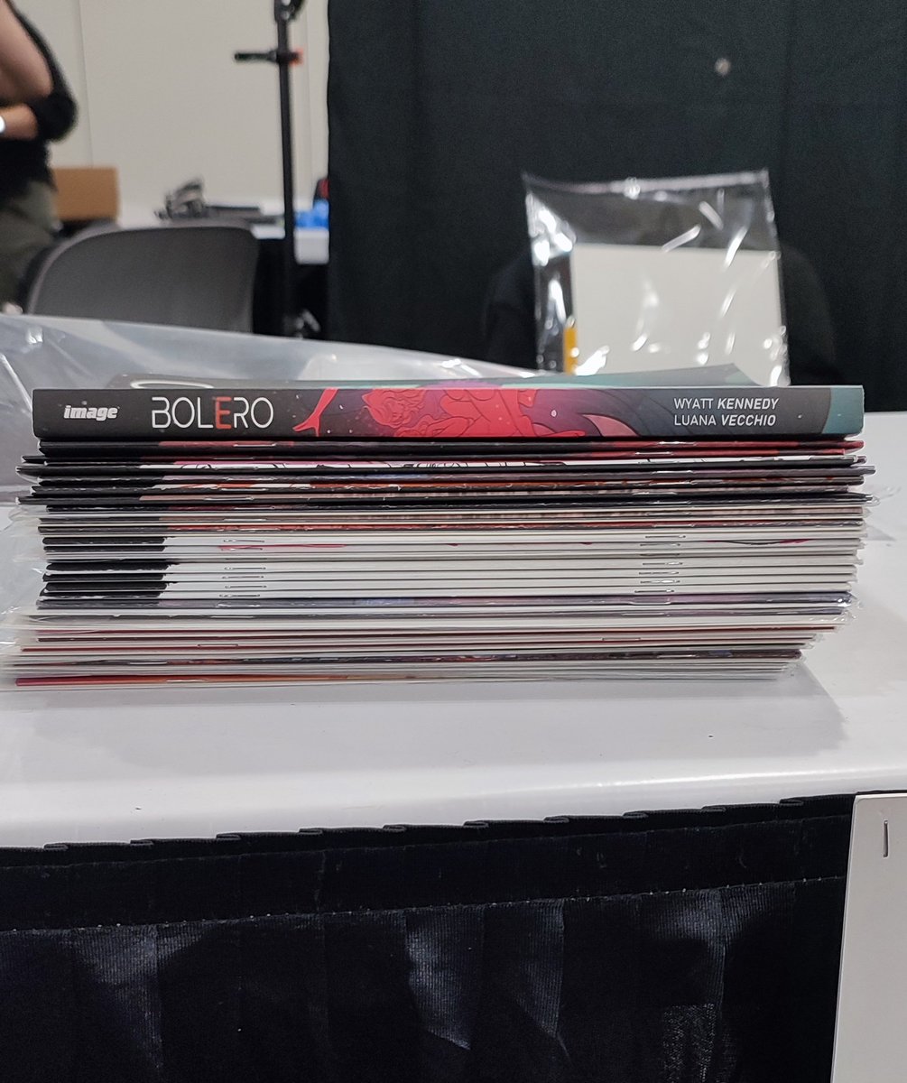 Thank you so much for stopping by my table, we had 3 boxes full of comics and this is what was left unsold... THANK YOU 🥲❤️ #NYCC #NYCC2023