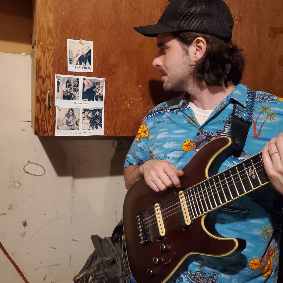 CzarNoises's tweet image. If you know you know
#mathcore #mathcoreindex #czarguitar #sharkcancer #whiskeyandwires #nickisback #minuswhat #czarplus #czar #czarwhole #czarhole #vulturesnevereatinpeace #ladygaga #radiohead #twinpeaks #rile #pound #slowend #hashbrowns #Bladerunner #noiserock #synthpunk