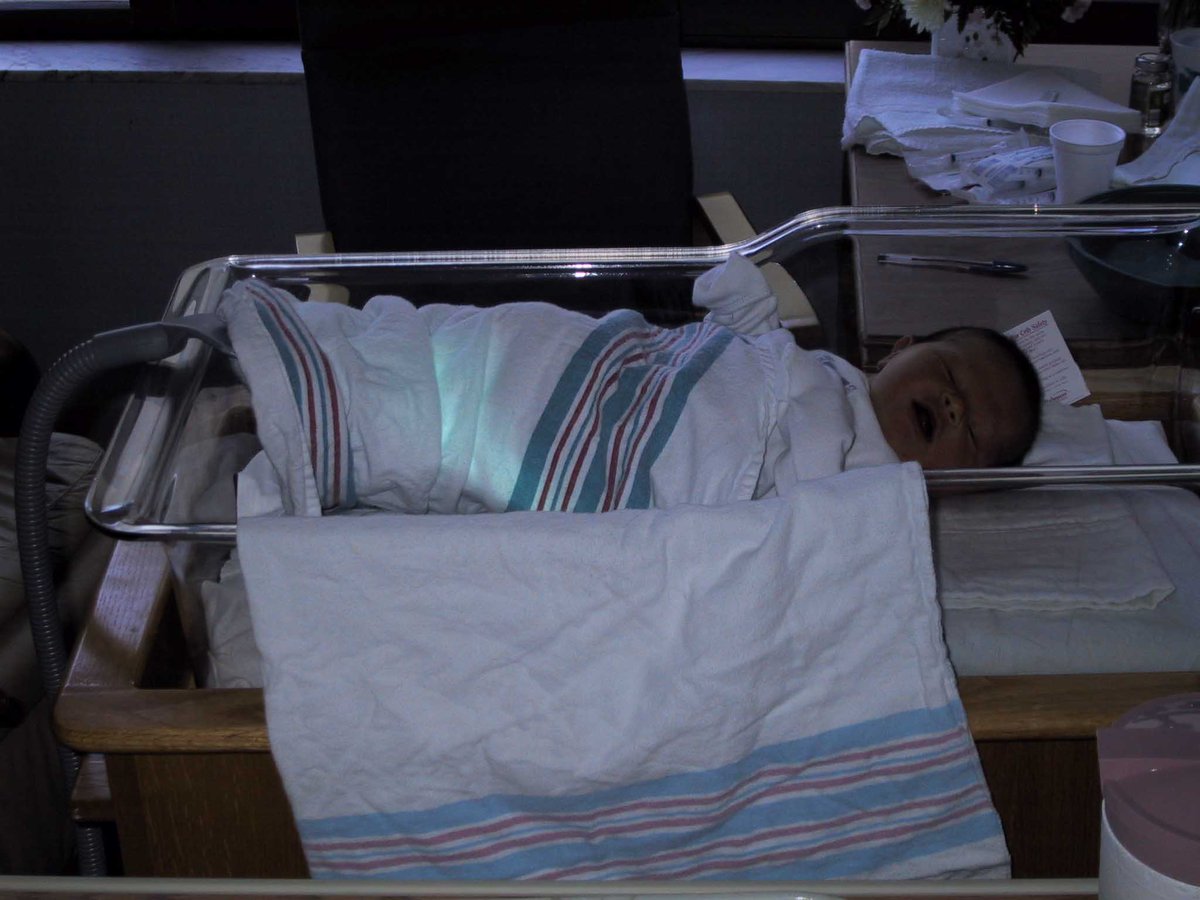 leonc's tweet image. gratz to @ktchism on another lap around the sun. this picture is 23 years old exactly. she&apos;s a great person and I&apos;m super proud of her, but she used to glow in the dark!