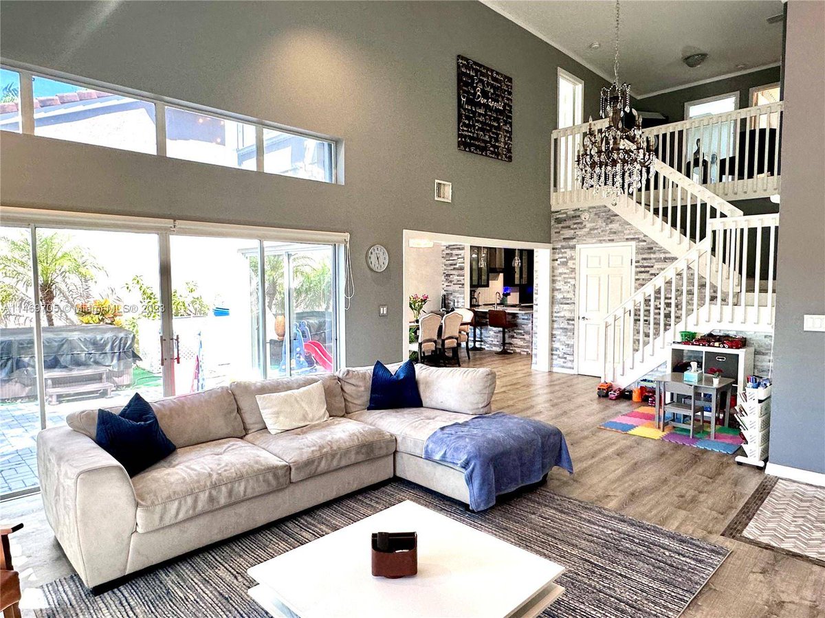 VaneauMiami's tweet photo. Hollywood Home For Rent!
Take a look at this awesome rental: https://t.co/G594TrxSBh https://t.co/rmFeYsVYfJ