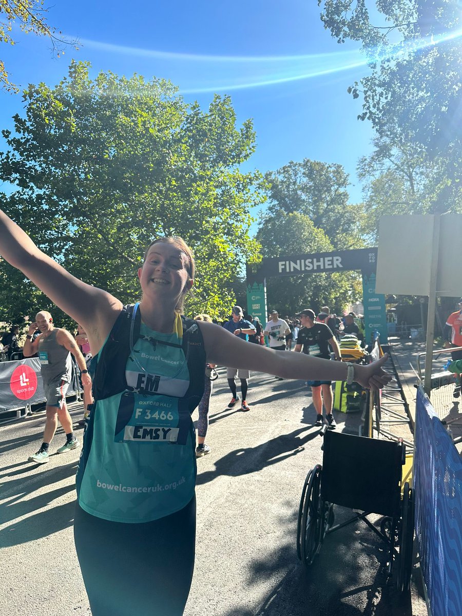 NeilWharton76's tweet photo. It’s been the toughest 4 months of my life but thanks to life saving treatment @KingstonHospNHS I was today able to see my amazing daughter run the @OxfordHalf raising well over £5k for @bowelcanceruk - thanks to all that contributed https://t.co/2g2V7HJHGc