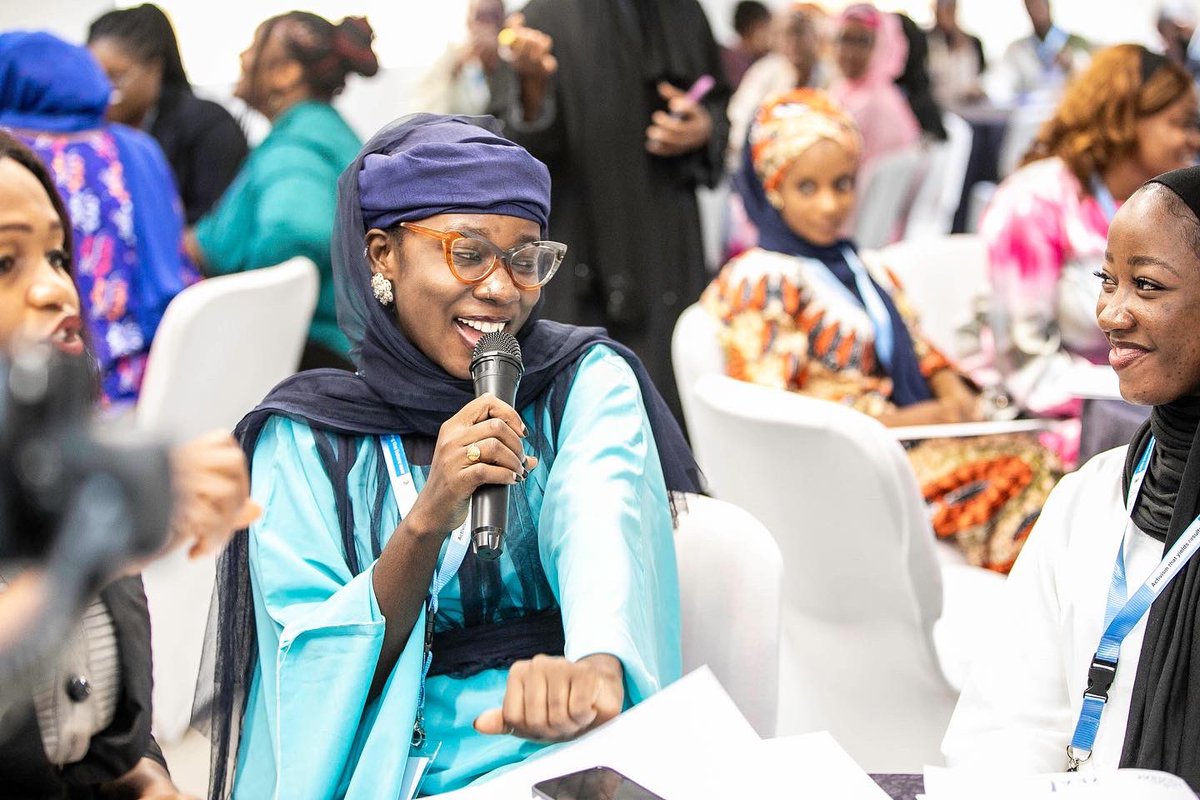 Flexisaf_fdn's tweet image. icebreaker games, active engagement in sessions, and even mastering unique types of applause. It was a day filled with so much energy. Stay tuned for more! 📸💫

#ActivismTraining #CulturalExchange #Introductions #YouthActivists #Advocacy