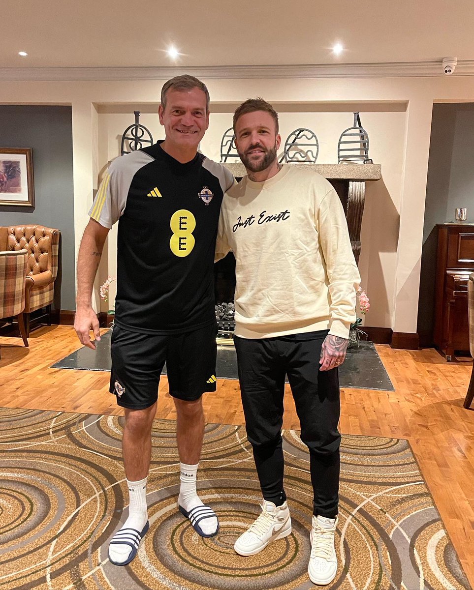Great to catch up with the boys tonight. ⚽️ <a href="/mccausland_ross/">Ross mccausland</a> <a href="/ChrisMckee02/">christopher mckee</a> <a href="/charlie_Allen50/">CharlieAllen</a> <a href="/charliemccann__/">Charlie Mccann</a> <a href="/CoachingRc1/">RC1 Coaching</a>