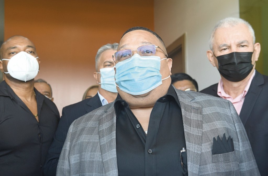 #LoÚltimo El PRD escoge a José Luis Fábrega, como candidato a alcalde de Panamá; Héctor Valdés Carrasquilla, candidato a alcalde de San Miguelito; y Alex Lee, candidato a alcalde de Colón. <a href="/ecotvpanama/">ECO TV</a>