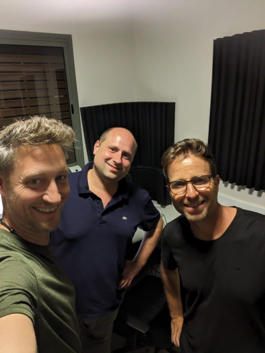 Tim Cupal (@tim_cupal) on Twitter photo Verstärkung für das #ORF Büro Tel Aviv. Willkommen <a href="/DavidKriegleder/">DavidKriegleder</a> der <a href="/NikolausWildner/">Nikolaus Wildner</a> und mich in den kommenden Tagen unterstützen wird. Verstärkung für das #ORF Büro Tel Aviv. Willkommen <a href="/DavidKriegleder/">DavidKriegleder</a> der <a href="/NikolausWildner/">Nikolaus Wildner</a> und mich in den kommenden Tagen unterstützen wird.
