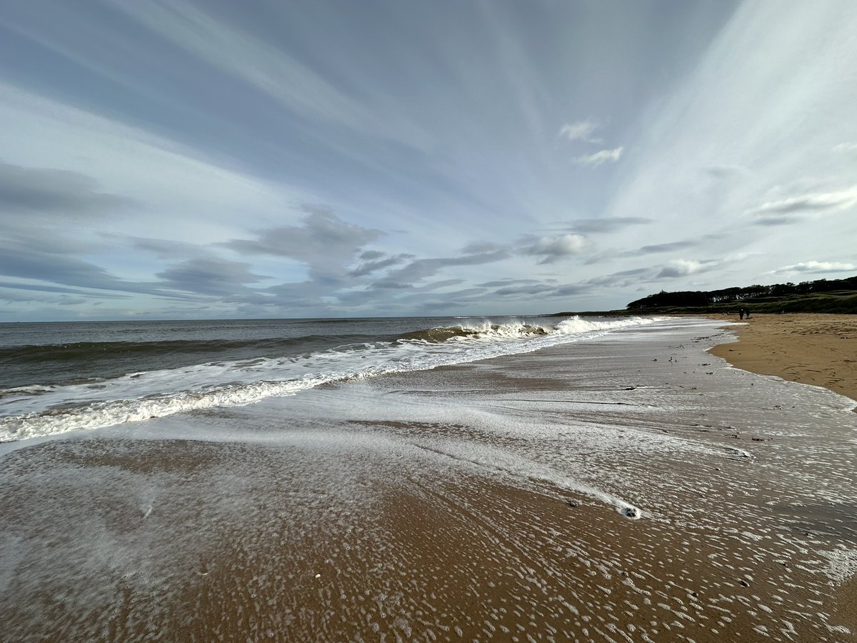 mjgardner73's tweet photo. #Kingsbarn Beach,  #Fife bracing walk on a beautiful October day. 
@ThePhotoHour @BBCScotWeather https://t.co/BKcnTzNMGw