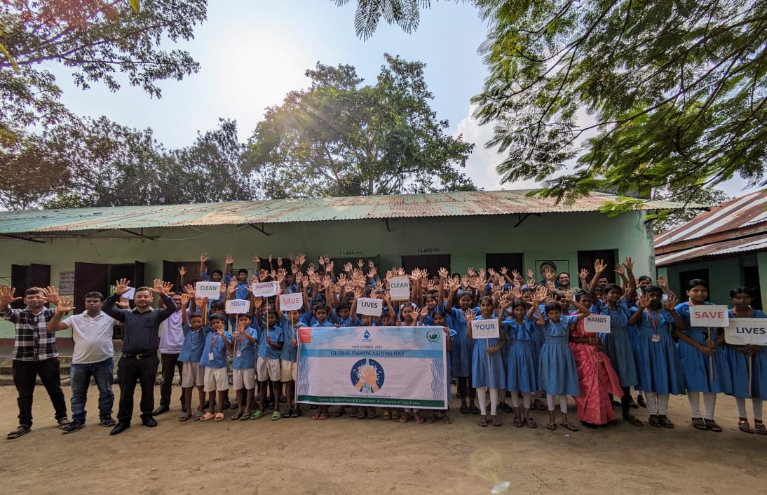 SECPartner_JJM's tweet image. 🌍 Celebrated #GlobalHandwashingDay in Dhalai, Tripura! With the theme "Clean Hands Are Within Reach", uniting diverse participants to promote hand hygiene and WaSH practices. 🤝 Community-driven efforts for public health and sanitation! 💧🧼 #HandHygiene #AspirationalDistrict
